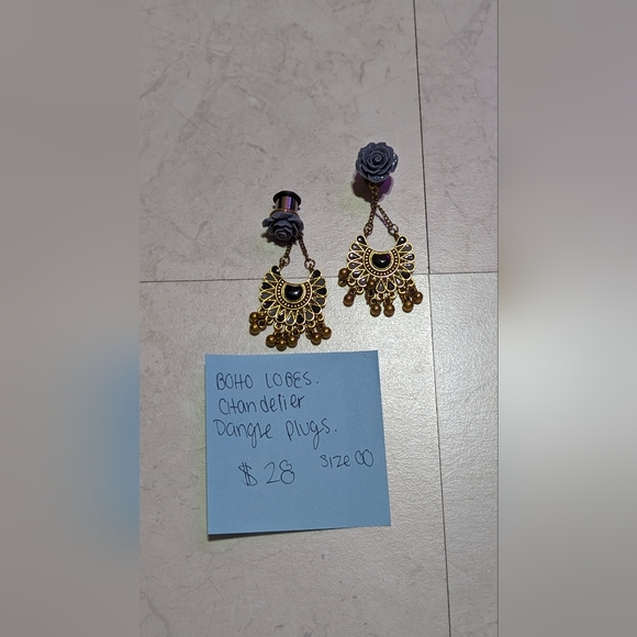 Dangle gauge earrings - Picture 2 of 3
